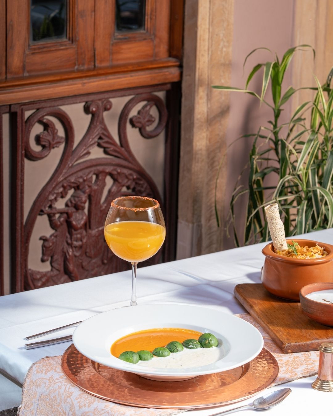 Dining at Haveli Dharampura, Old Delhi